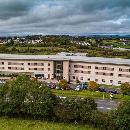 Mcwilliam Park Hotel Claremorris Exterior foto