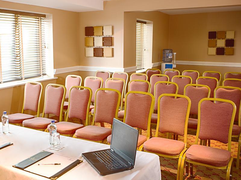 Mcwilliam Park Hotel Claremorris Exterior foto