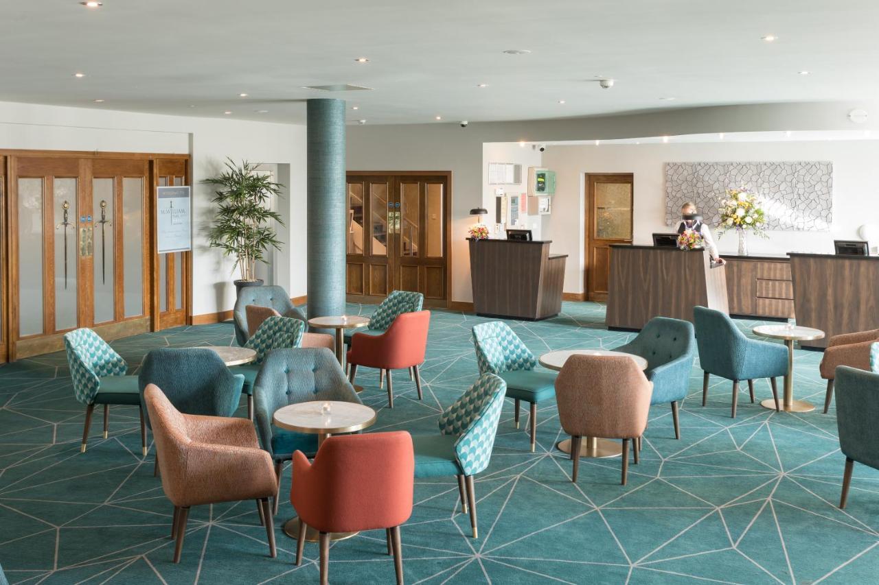 Mcwilliam Park Hotel Claremorris Exterior foto