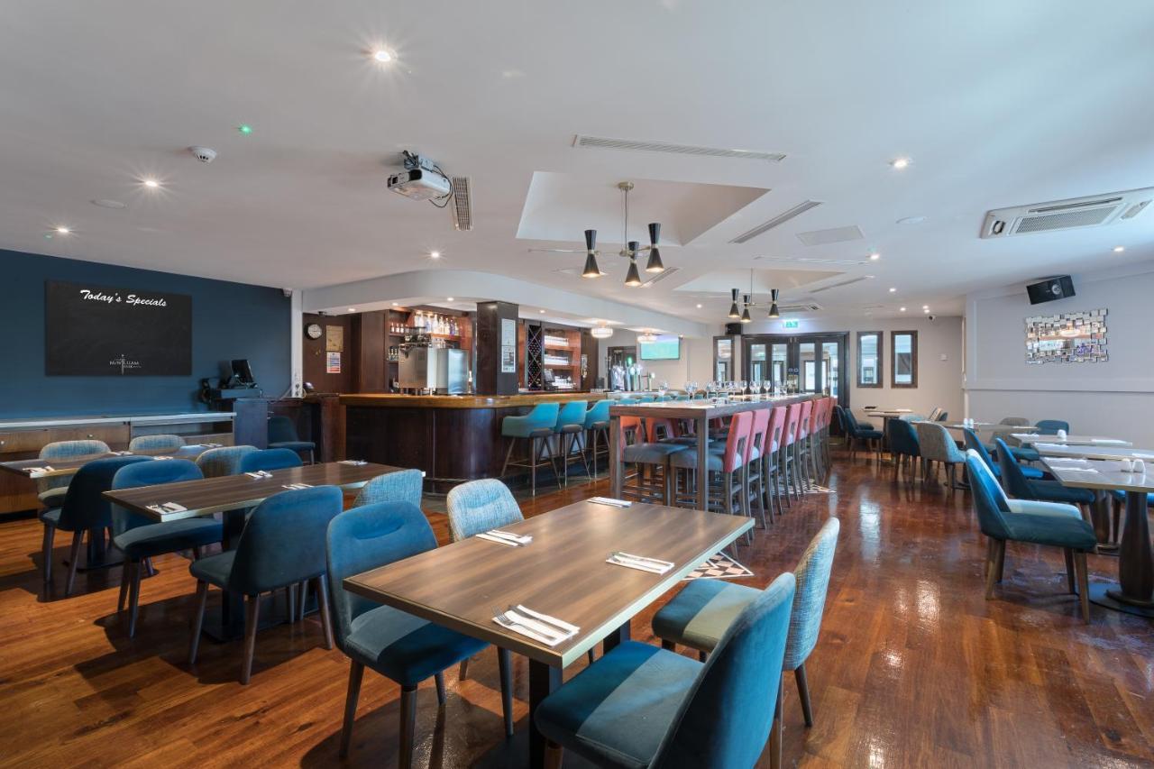 Mcwilliam Park Hotel Claremorris Exterior foto